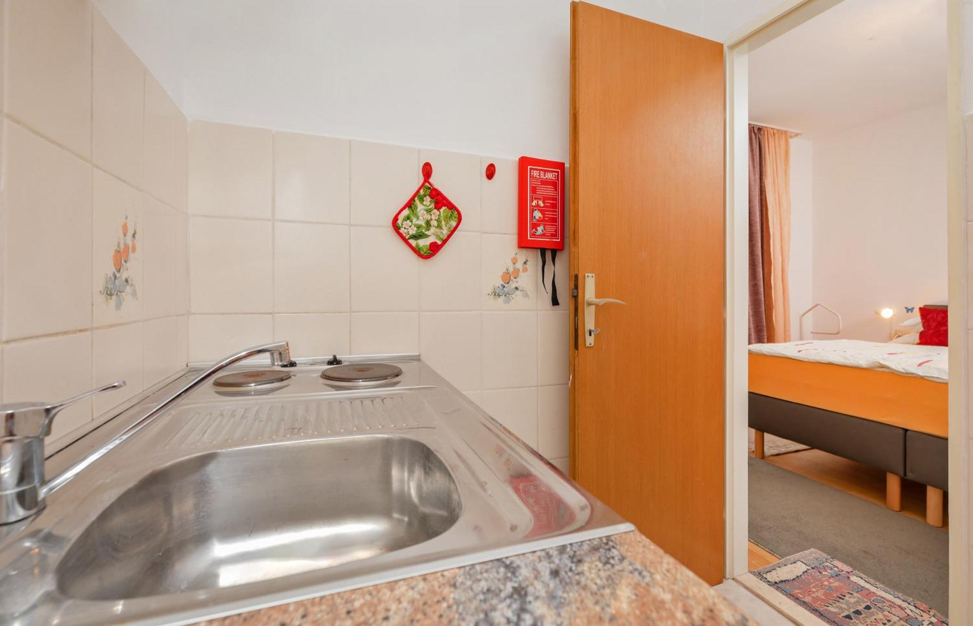 Apartments Galic Mlini Buitenkant foto