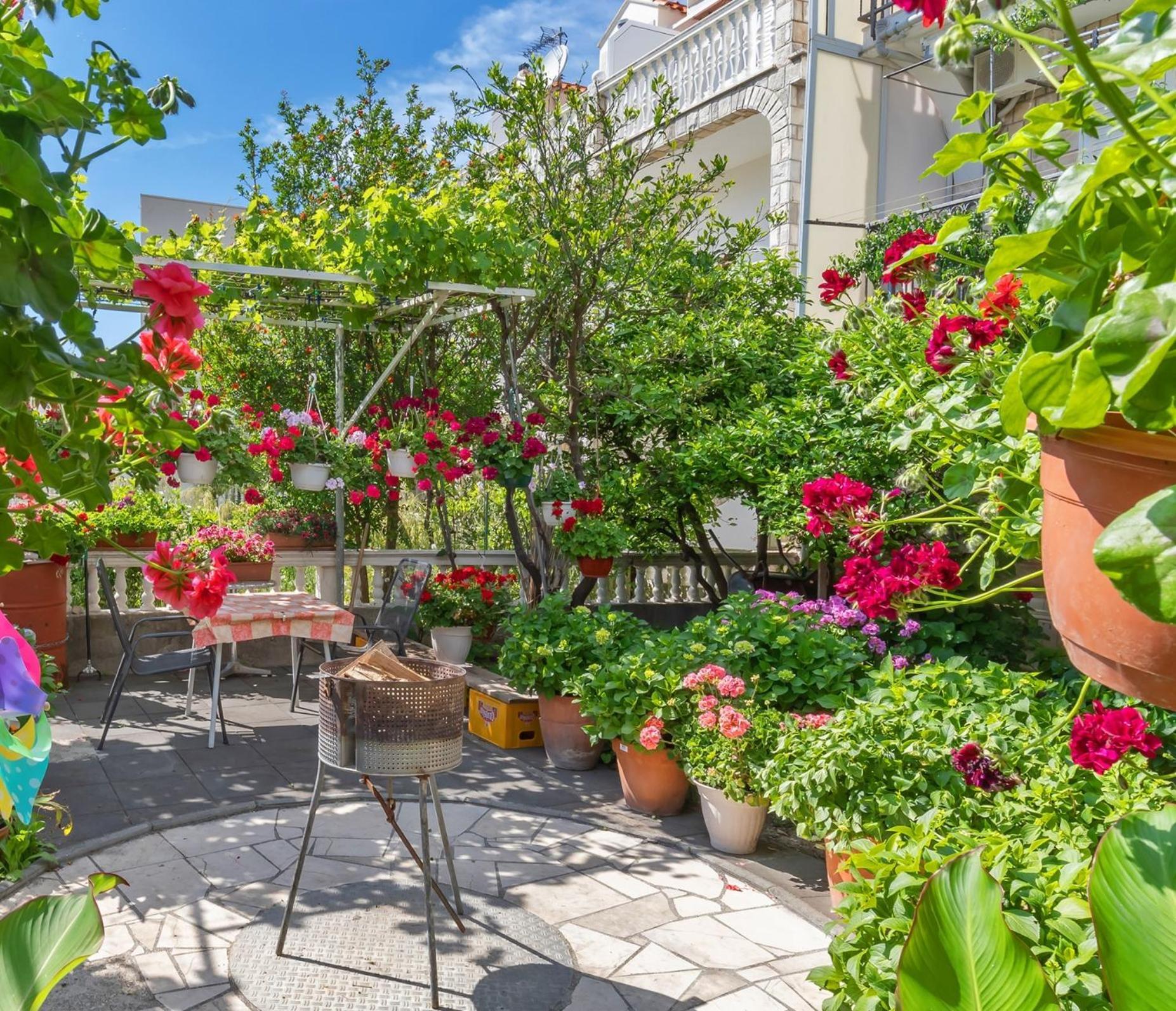 Apartments Galic Mlini Buitenkant foto