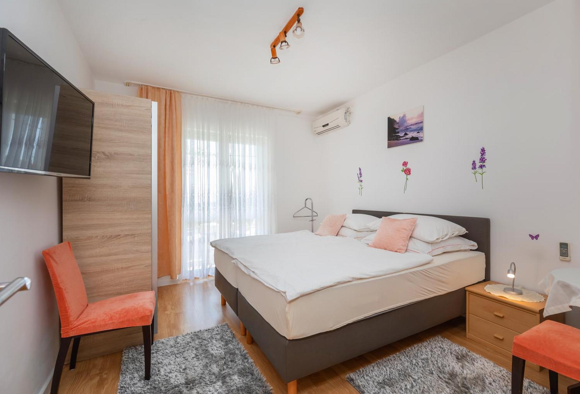 Apartments Galic Mlini Buitenkant foto